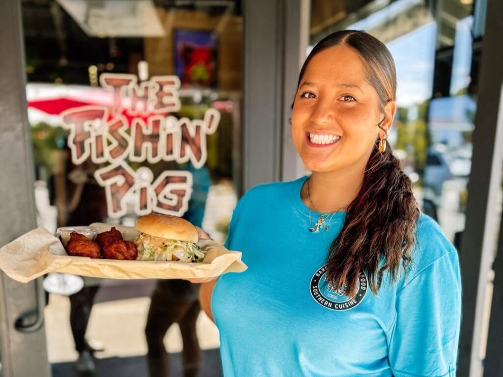 Fishin Pig Farmville Restaurant