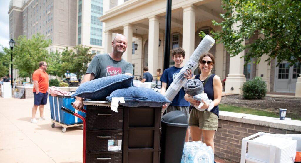 Longwood University Move In Weekend