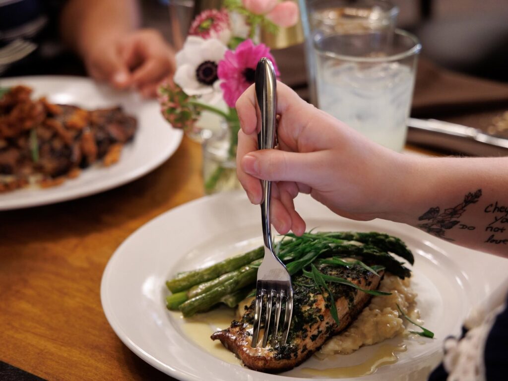 Savour Farmville Restaurant